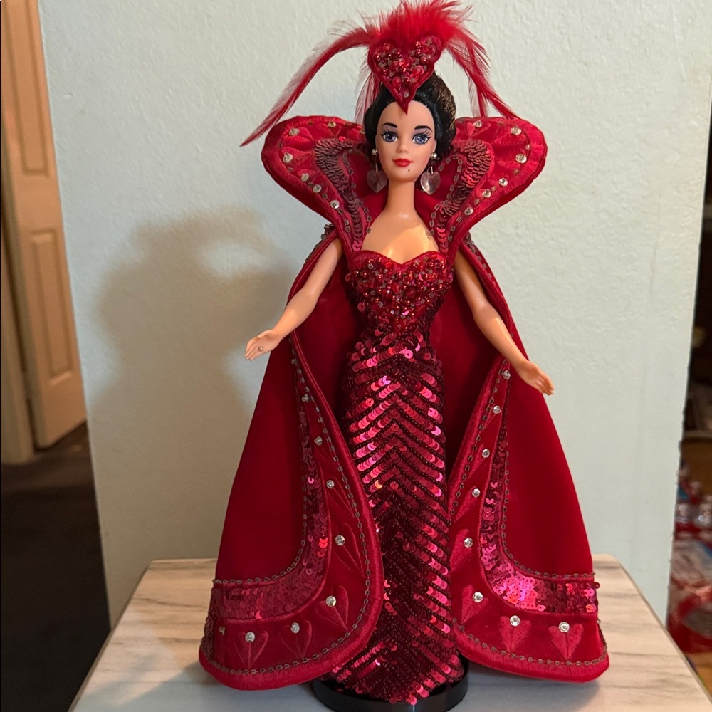 BOB MACKIE BARBIE QUEEN OF HEARTS